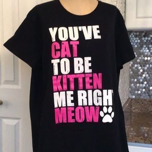 GILDAN BLACK SHORT SLEEVE CAT TEE